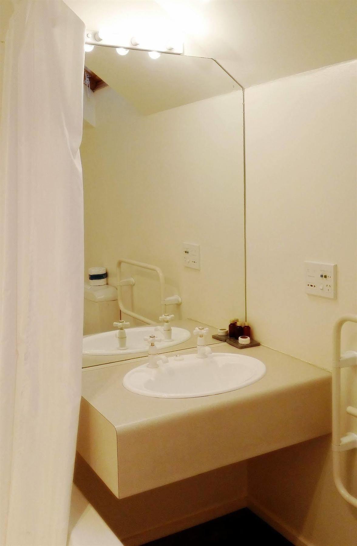 Rosewood Court Motel Christchurch Ngoại thất bức ảnh